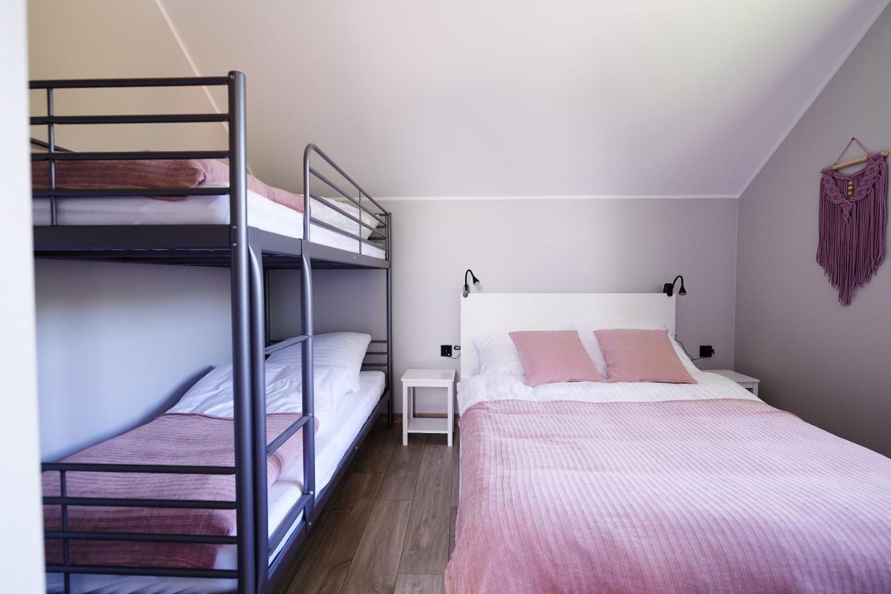 Appartement Dom Pod Jesionem à Jaroszowice Extérieur photo