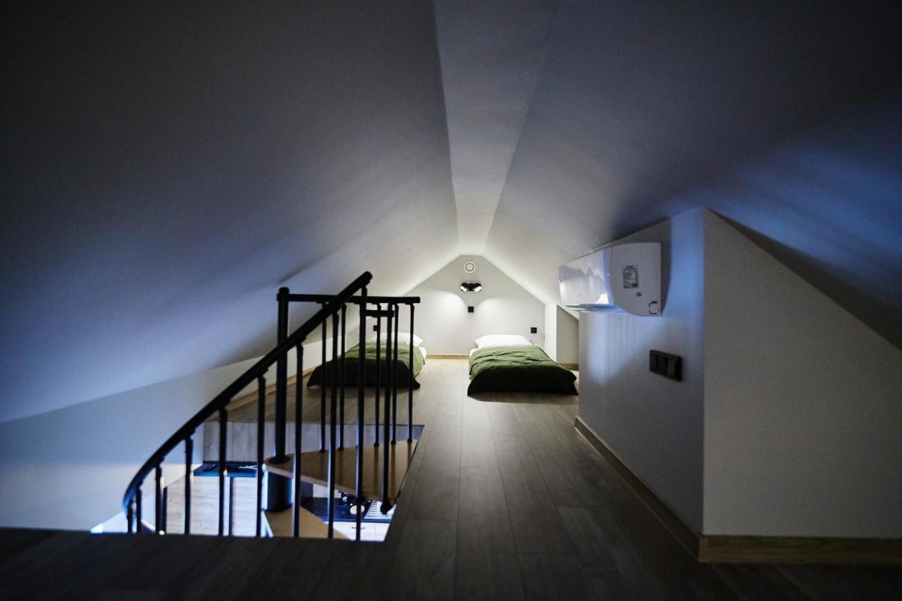 Appartement Dom Pod Jesionem à Jaroszowice Extérieur photo