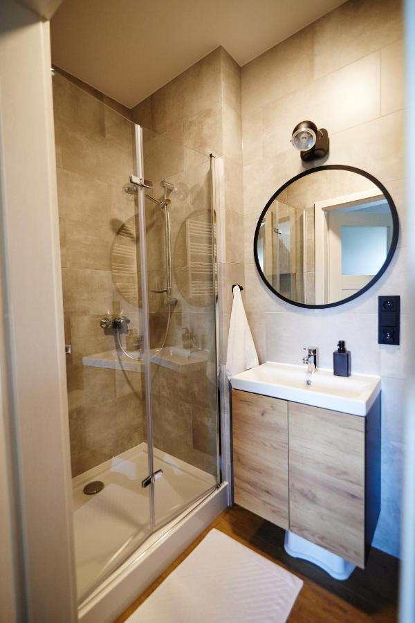Appartement Dom Pod Jesionem à Jaroszowice Extérieur photo