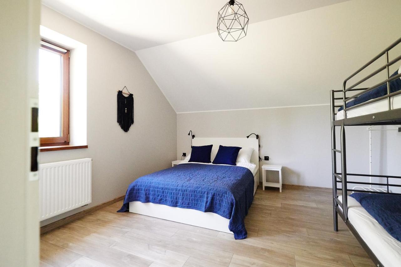 Appartement Dom Pod Jesionem à Jaroszowice Extérieur photo